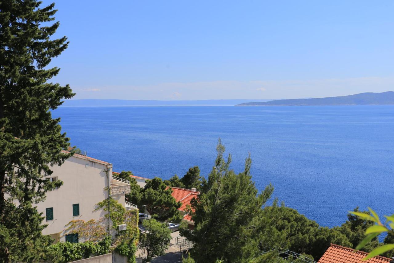 Apartments With A Parking Space Brela, Makarska - 6043 Exterior foto